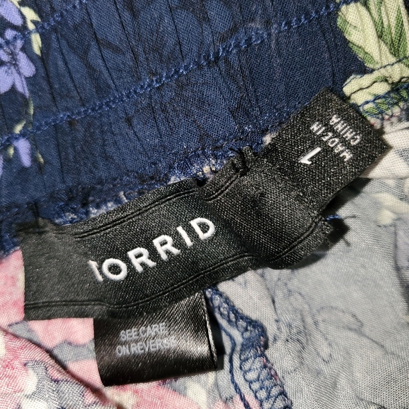 Springtime Pants - Picture 4 of 4